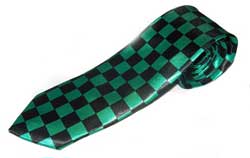 Как придать галстуку пер­воначальную форму по­сле стирки